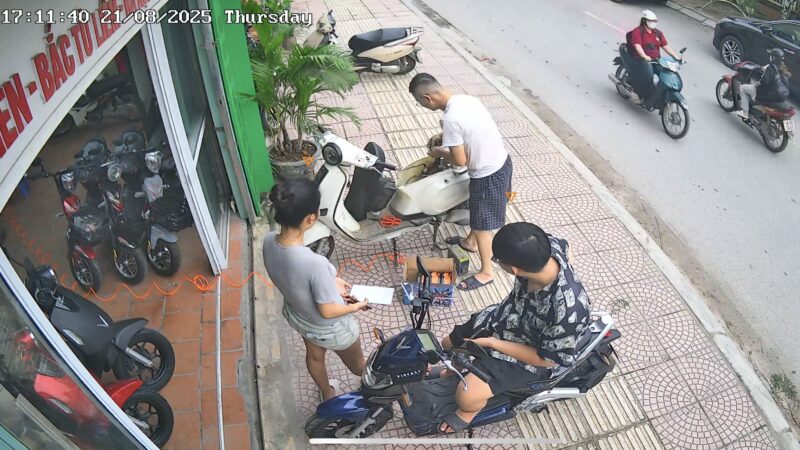 Dịch vụ thay thế ắc quy xe điện chuyên nghiệp